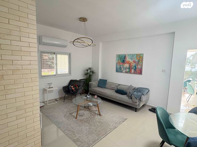 דירה, ההגנה 36, גבעת הרמבם, גבעתיים