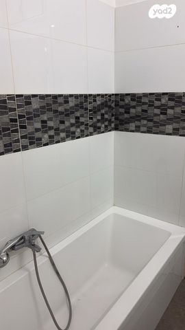 דירה, שדרות בן אב"י 27, מרכז העיר דרום, נתניה