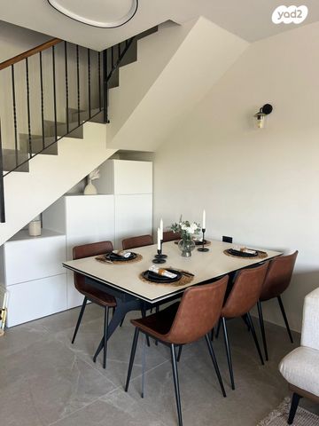 בית פרטי/ קוטג', טרומפלדור 42, בית דגן, בית דגן