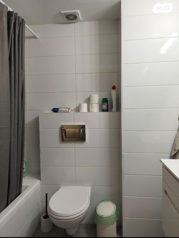 דירה, הרב ניסנבאום 37, אזור תעשיה, בת ים