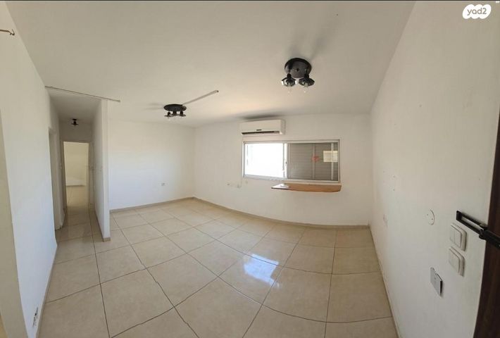 דירה, חצב 5, שכונת הורדים, קרית שמונה