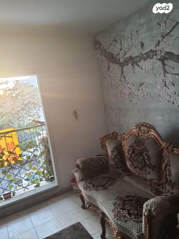 הנוער העובד 10