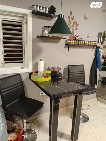 דירת גן, וייצמן 25, עמידר, בת ים