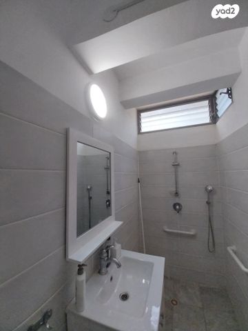 יחידת דיור, הציפורן 10, תל גיבורים, חולון