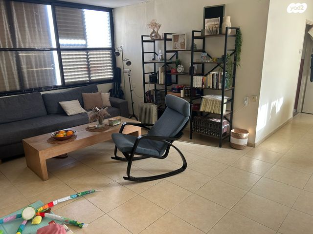 דירה, אבא אחימאיר 16, גבעת הזיתים, פסגת לוד, לוד