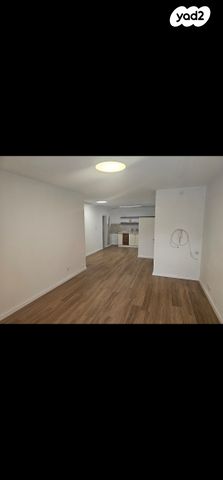 דירת גן, לבונה 11, הדרים, הדרים החדשה, כפר סבא