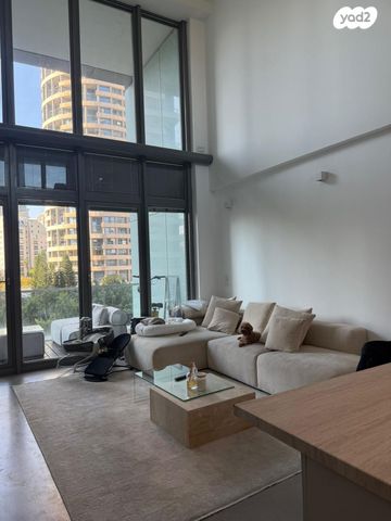 דירה, ניסים אלוני 12, צמרות איילון, פארק צמרת, תל אביב יפו