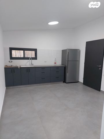 יחידת דיור, שדרות מנחם בגין 31, בית דגן, בית דגן