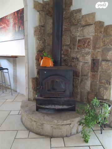 דירה, שדרות טרומפלדור 25, זיו, חיפה