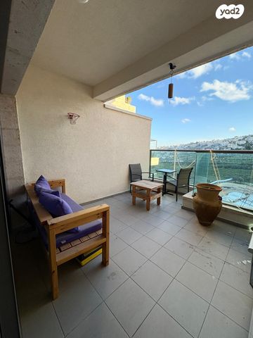 דירה, גרשון אבנר 11, ארמון הנציב, תלפיות מזרח, ירושלים