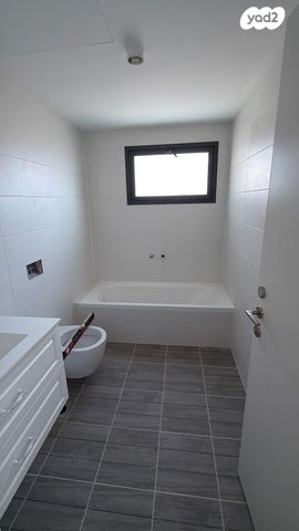 דירה, הפודים 30, נחלת גנים, רמת גן