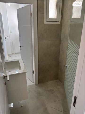 דירה, אבות ישורון 3, רובע ה', אשדוד