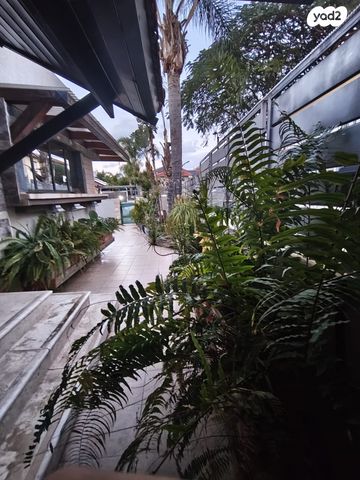 יחידת דיור, האלה 1, בית עזרא, בית עזרא