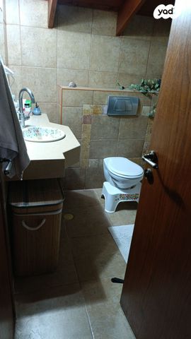 יחידת דיור, דרך הגנים 36, בוסתן הגליל, בוסתן הגליל