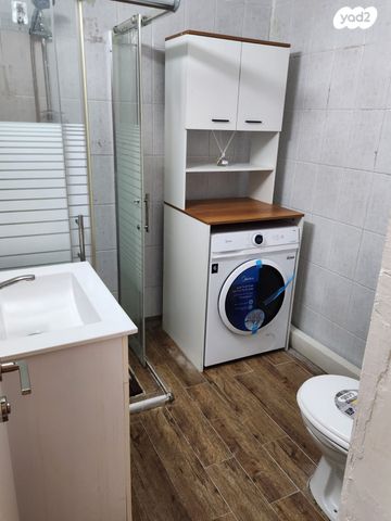 דירה, גאולה 18, הדר עליון, חיפה