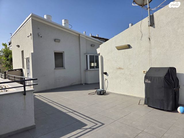 גג/ פנטהאוז, דונולו הרופא 8, עג'מי, גבעת העליה, תל אביב יפו