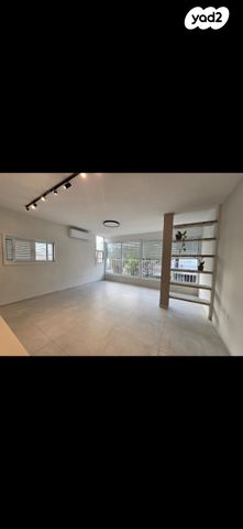 דירה, שלום עליכם 44, הצפון הישן - דרום, תל אביב יפו