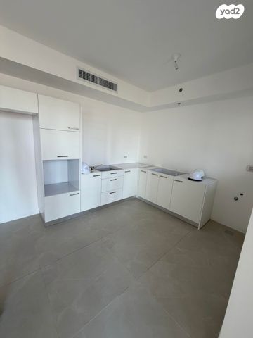 דירה, הפודים 30, נחלת גנים, רמת גן