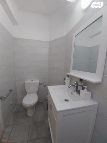 יחידת דיור, הציפורן 10, תל גיבורים, חולון