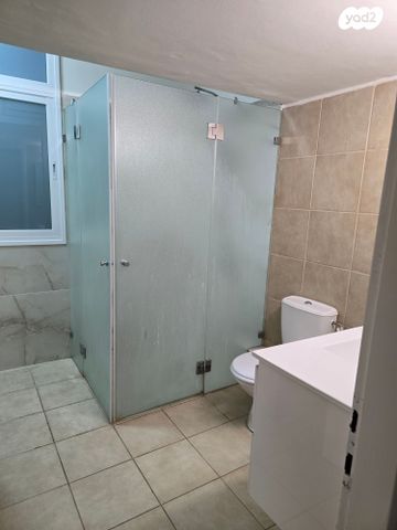 דירה, שדרות מוריה 45, מרכז הכרמל, חיפה