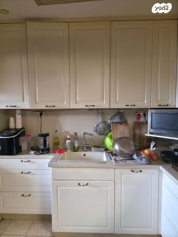 שדרות משה דיין 32