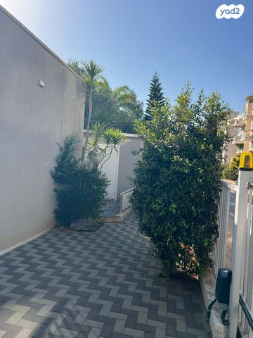 יעקב מרידור 10