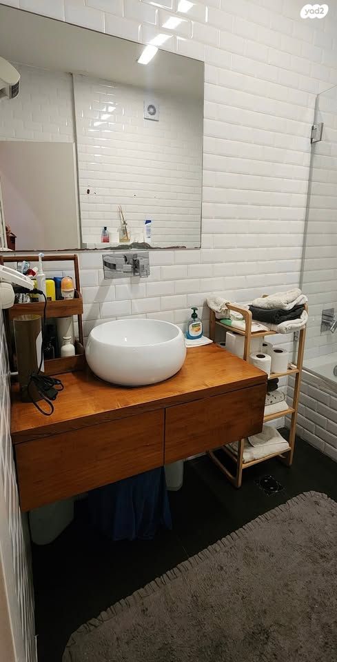 דירת גן, יוחנן הסנדלר 5, לב תל אביב, לב העיר צפון, תל אביב יפו