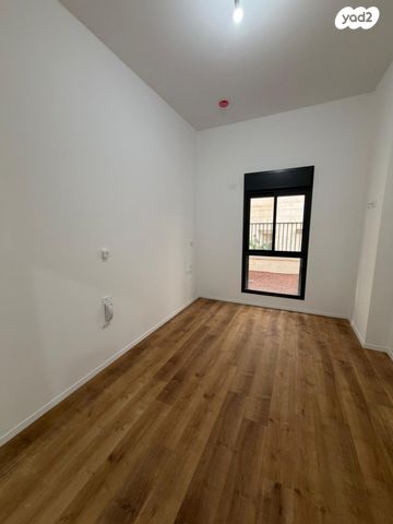 דירת גן, החשמונאים 31, נווה דוד רמז, רעננה