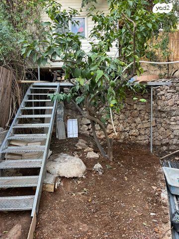 דירת גן, ישראל זנגוויל 26, קרית היובל, ירושלים