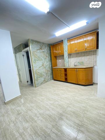 דירה, סר אייזיק 3, קרית וולפסון, עכו