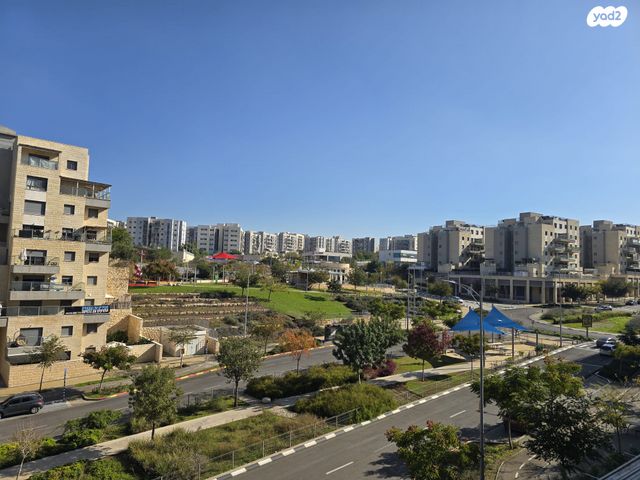 דירה, גפן 13, החורש, חריש