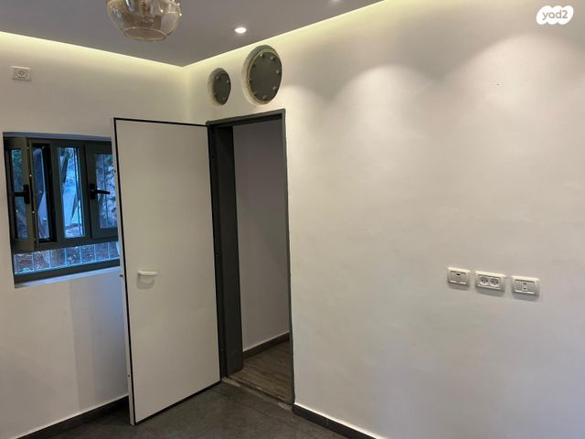 דירת גן, ישראל זנגוויל 26, קרית היובל, ירושלים