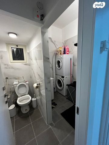 דירה, שדרות כצנלסון 1, מרכז העיר, קרית אתא