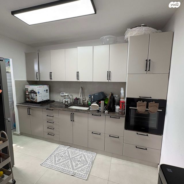 דירה, שדרות העצמאות 6, נאות אשכול, יבנה