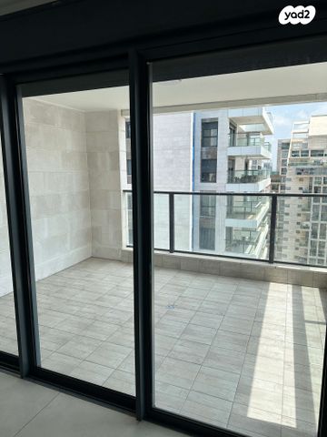 דירה, הפריגטה 19, דרום חדש, פארק הים, בת ים