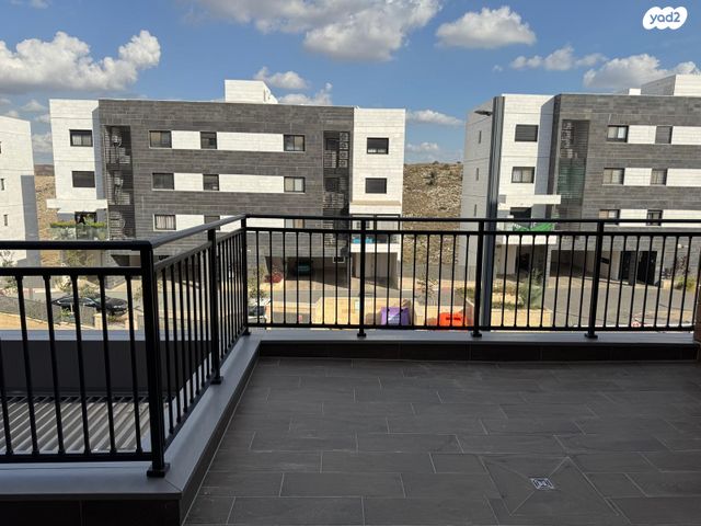 דירה, אלישע 2, פסגות אפק, ראש העין