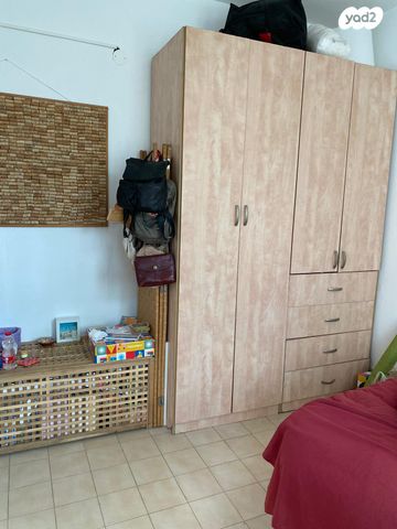 דירת גן, נסים בכר 2, מחנה יהודה - לב העיר, ירושלים