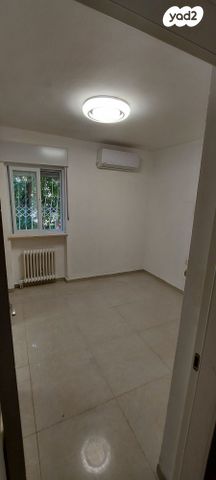 דירה, פסח חברוני 118, קרית היובל, ירושלים