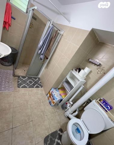 אסתר המלכה 18