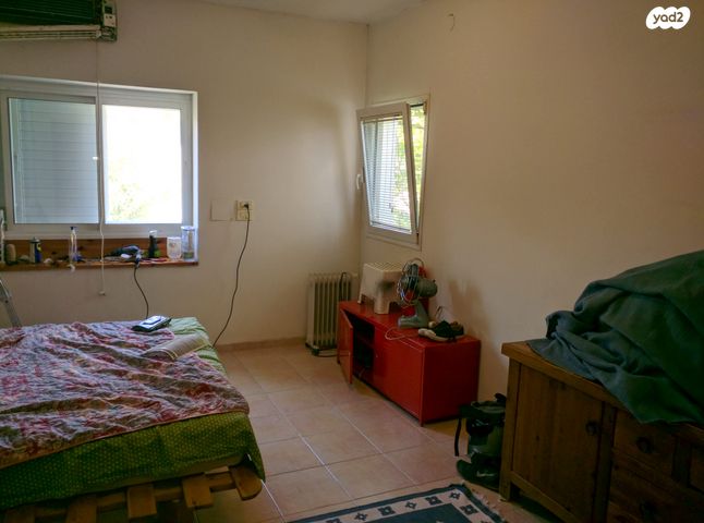 דירת גן, קהילת בריסק 6, הדר יוסף, תל אביב יפו