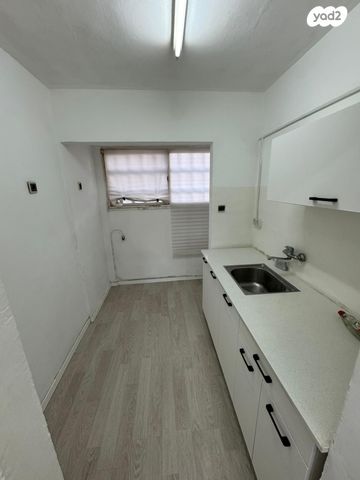 דירה, שדרות צה"ל 11, קרית ים ב', קרית ים