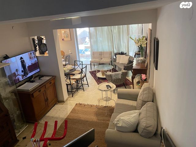 בית פרטי/ קוטג', התחייה 26, קרית שרת, רעננה