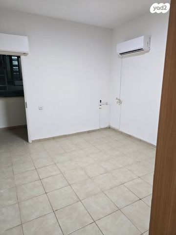 דירה, שדרות מוריה 45, מרכז הכרמל, חיפה