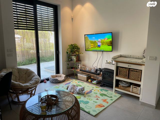 יחידת דיור, הכלנית 72, חגור, חגור