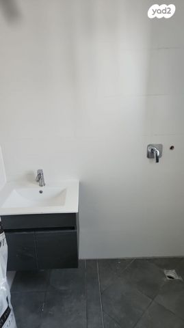 דירה, עמירם חרלף 3, אחוזה, חיפה