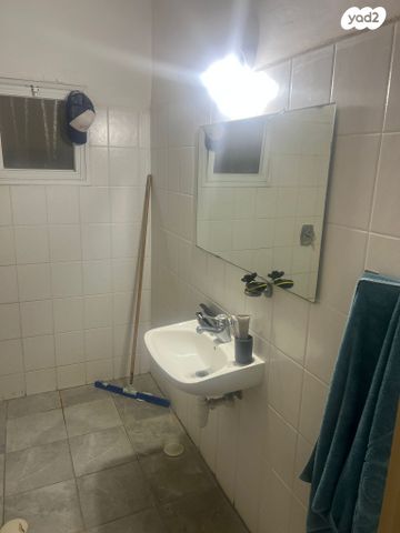 דירה, הלל יפה 28, מרכז העיר, חדרה