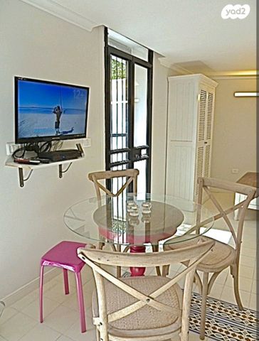 דירה, דרך הרכבת 13, בקעה, ירושלים