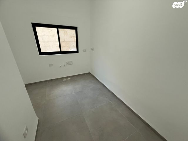 שדרות ודג'ווד 9