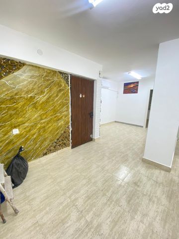 דירה, סר אייזיק 3, קרית וולפסון, עכו