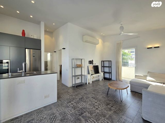 גג/ פנטהאוז, דונולו הרופא 8, עג'מי, גבעת העליה, תל אביב יפו